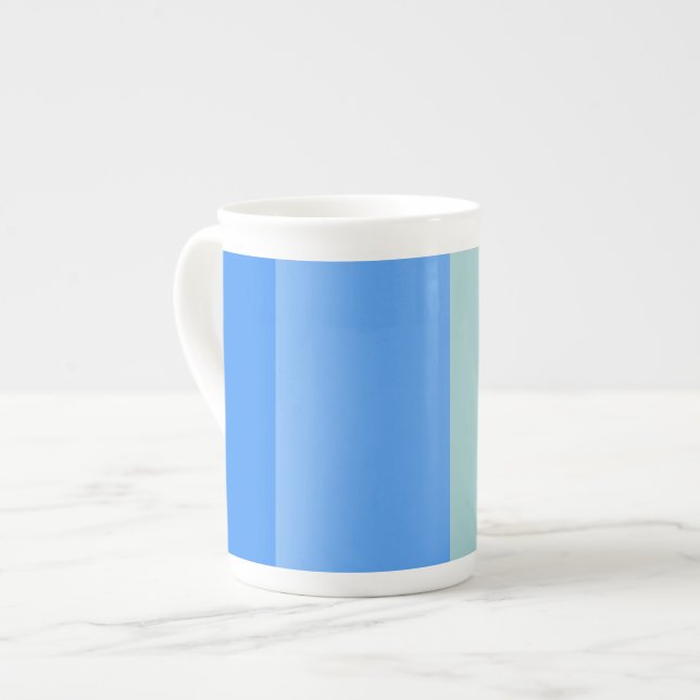 Blaue Streifen Prozellantasse (Vorderseite Links)
