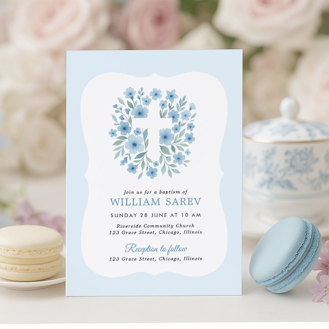 Blaue Taufe mit kurvigem Rahmen-Design einladen Einladung (Elegant blue floral cross baptism invitation for baby boy – customizable template)
