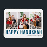 Blaue Typografie Foto Collage Happy Hanukkah Magnet<br><div class="desc">Happy Hanukka! Feiern Sie das fröhliche Lichtfestival mit unserem individuell anpassbaren Foto Hanukkah Magneten! Mit diesem festlichen Magneten können Sie Ihre Lieblingslieder präsentieren und Ihre Urlaubsstimmung mit einer persönlichen Touch bereichern. Es zeichnet sich durch eine blaue, einfache Typografie aus. Personalisieren Sie Ihre Daten durch Hinzufügen von drei Fotos, Namen, Jahr...</div>