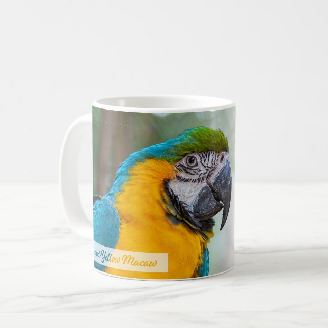 Blaue und gelbe Macaw Psalm 145:9 KJV Kaffeetasse (Vorderseite Links)