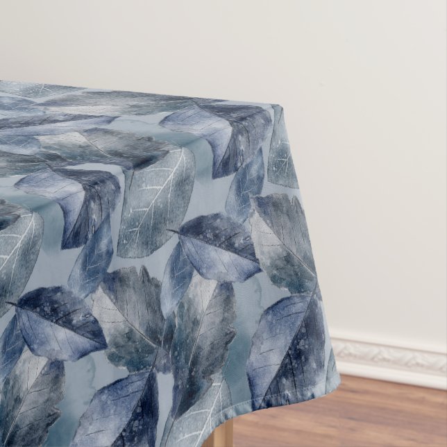 Blaue und Navy-Blätter nur auf blauem Hintergrund Tischdecke (Beispiel)