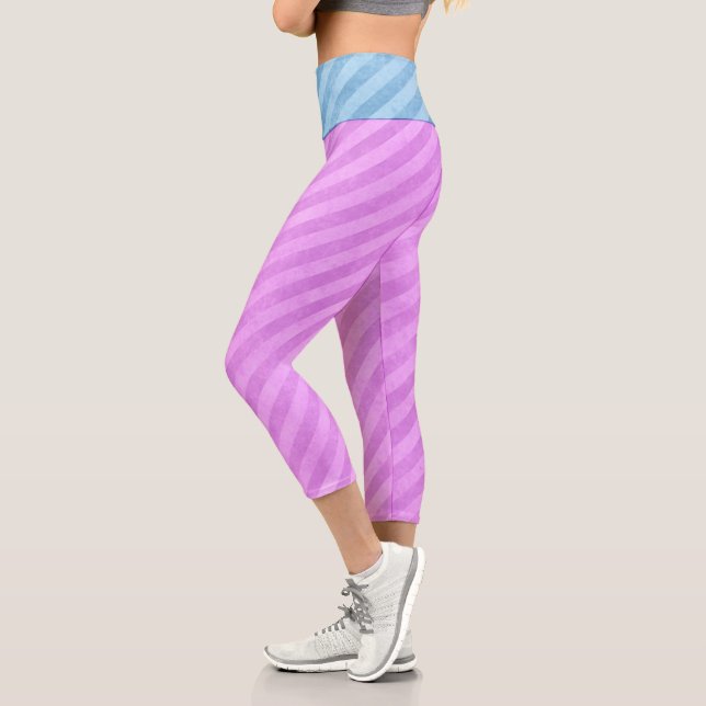 Blaue und rosa Streifen Capri Leggings (Links)