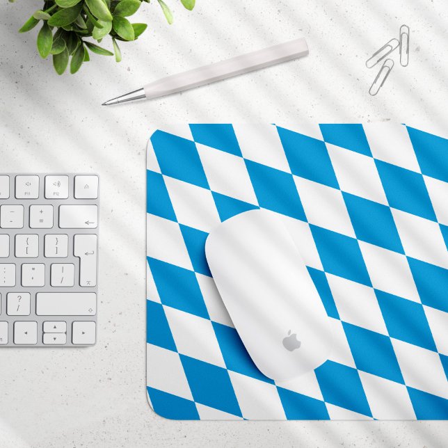 Blaue und weiße Bayern Diamantflagge Mousepad (Von Creator hochgeladen)