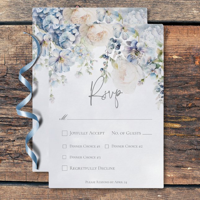 Blaue und weiße Blumen Modernes Hochzeitsessen RSVP Karte (Blue & White Floral Modern Wedding Dinner RSVP Card)