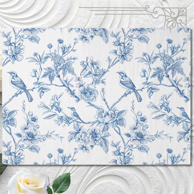 Blaue und weiße Chinoiserie Blumenvögel Seidenpapier (Von Creator hochgeladen)