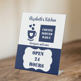 Blaue und weiße Kaffee täglich 24 Stunden serviert Sockelschild