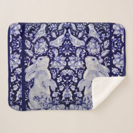 Blaue und weiße Kaninchen Bird Woodland Navy Flora Sherpadecke