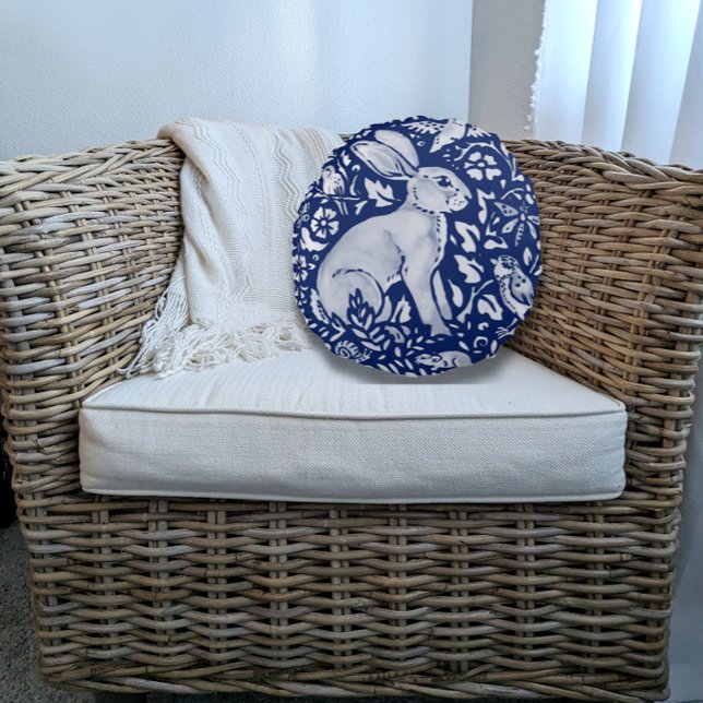 Blaue und weiße Kaninchen Hare Bird Mouse Snail Pi Rundes Kissen (Von Creator hochgeladen)