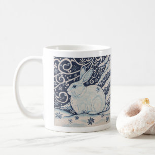 Blaue und weiße Kaninchenmalerei Winterwaldlandsc Kaffeetasse