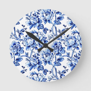 Blaue und weiße Magnolien Toile de Jouy Runde Wanduhr