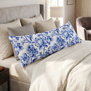 Blaue und weiße Magnolien Toile de Jouy Seitenschläferkissen