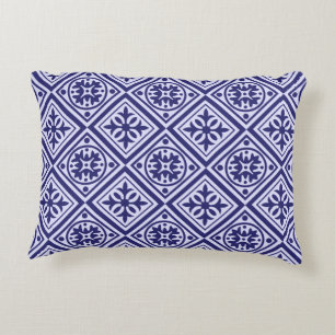 Blaue und weiße, moderne Kissen