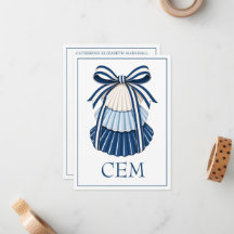 Blaue und weiße Muscheln und Bänder Monogramm