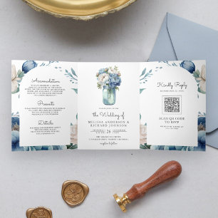Blaue und Weiße Pfingstrose Mason Jar QR Code Hoch Dreifach Gefaltete Einladung