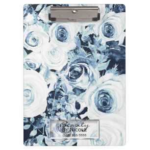 Blaue und weiße Rosen Glam moderne florale persona Klemmbrett