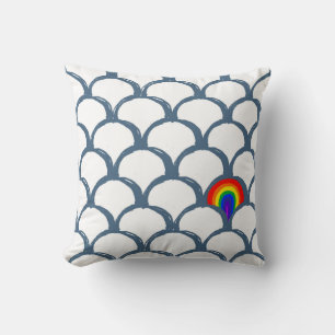 Blaue und weiße Skizze Scallop Muster & Regenbogen Kissen
