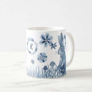Blaue und weiße sonnige Blume Monogramm Osterkanin Kaffeetasse