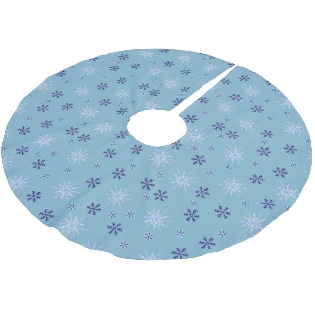 Blaue und weiße Winterschneeflocke Polyester Weihnachtsbaumdecke (Schrägansicht)