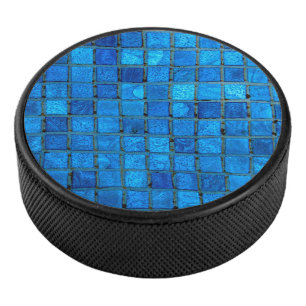 Blaue Unterwasserfliesen Eishockey Puck