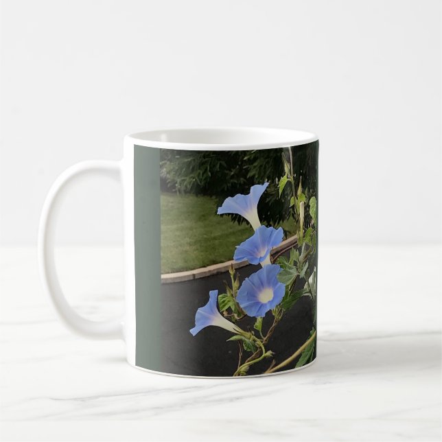 Blaue Wasserfall-Prunkwinde Kaffeetasse (Links)