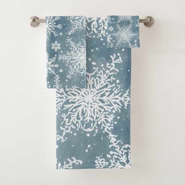 Blaue Wasserfarben-Schneeflocken Winter Badhandtuch Set (Insitu)