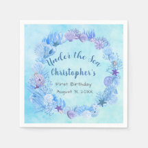 Blaue Wasserfarbenkoralle unter dem Meer Erster Ta