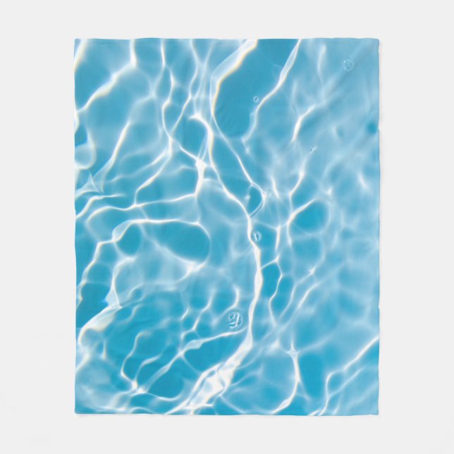 Blaue Wasseroberfläche, Natur abstrakt Fleecedecke (Vorderseite)
