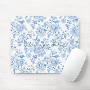 Blaue Weiße Blumen Mousepad
