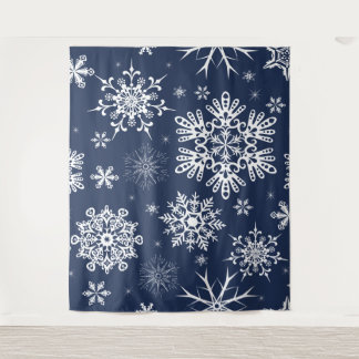 Blaue weiße Schneeflockenmuster-Weihnachtskulisse Wandteppich