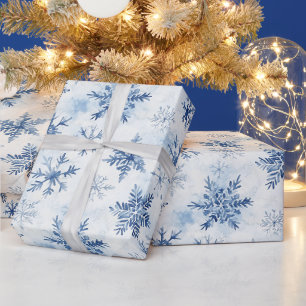 Blaue Weiße Weihnachtskiefern Schneeflocken Geschenkpapier