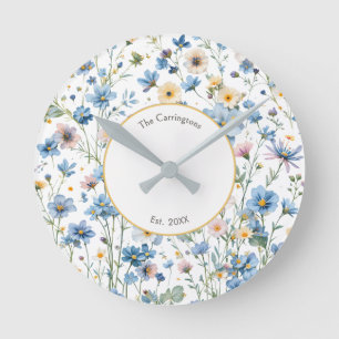 Blaue Wildblumen Ländlicher Cottagegarten Floral Runde Wanduhr