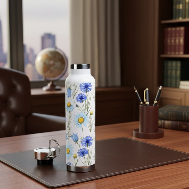 Blaue Wildblumenwiese Trinkflasche (Von Creator hochgeladen)