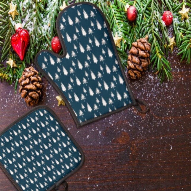 Blaue Winterbäume Ofenhandschuh & Topflappen-Set (Von Creator hochgeladen)