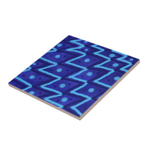Blaue Zick-Zack-Punkte funky Muster Fliese
