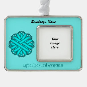Blauer/Aquamarine Blume Ribbon Tmpl (H-O) von K Yo Rahmen-Ornament Silber