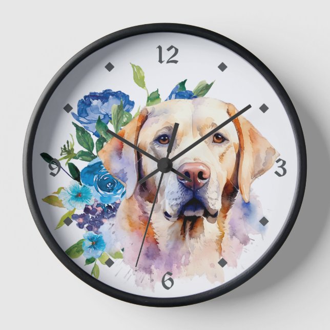 Blauer Blumenstrauß, gelbes Labrador Retriever Dog Uhr (Vorderseite)