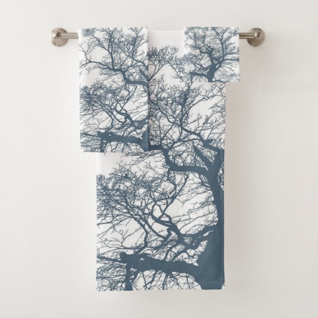 Blauer Bottom Trees Tropical Boho Badhandtuch Set (Insitu)