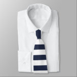 Blauer Farbstreifen Urlaub Sommer Krawatte<br><div class="desc">Klassisch marineblaue Streifen Muster,  trendige sommerliche Strandsegler Sonnenbrillen Design. Navy gestreifte Krawatte für ihn.</div>