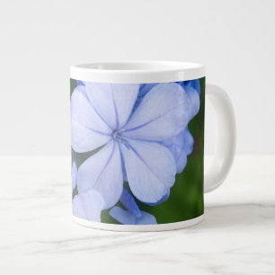 Blauer Floraler Bokeh Jumbo-Tasse