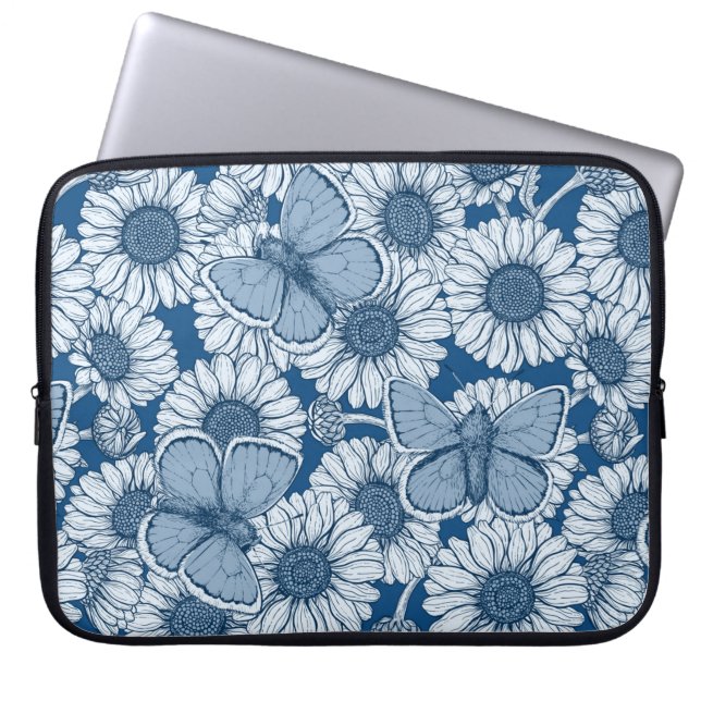 Blauer Frühling, wilde Blume, Gänseblümchen Laptopschutzhülle (Vorderseite)