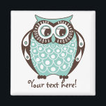 Blauer, glänzender, getreibender, individualisierb magnet<br><div class="desc">Blue Quirky Tawny Owl Anpassbare Magnet Eine niedliche und eigenartige Abbildung einer verzierten blauen Eule mit einem skallop-kantenförmigen Muster. Der Text zu diesem Punkt kann personalisiert sein.</div>