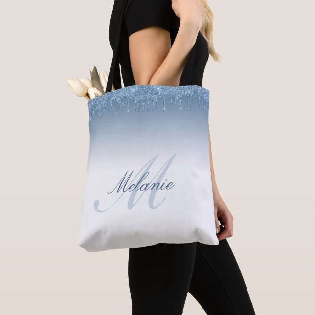 blauer Glitzer mit Monogramm (Von Nahem)