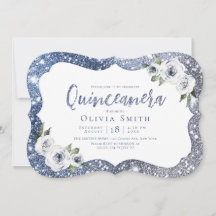 Blauer Glitzer und blumengeschmückte Quinceanera
