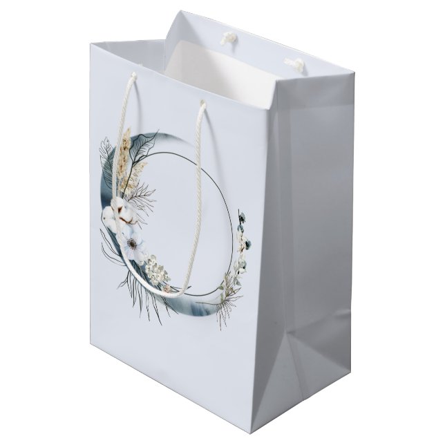 Blauer Halbmond mit weißen Blume Mittlere Geschenktüte (Vorderseite Schrägansicht)