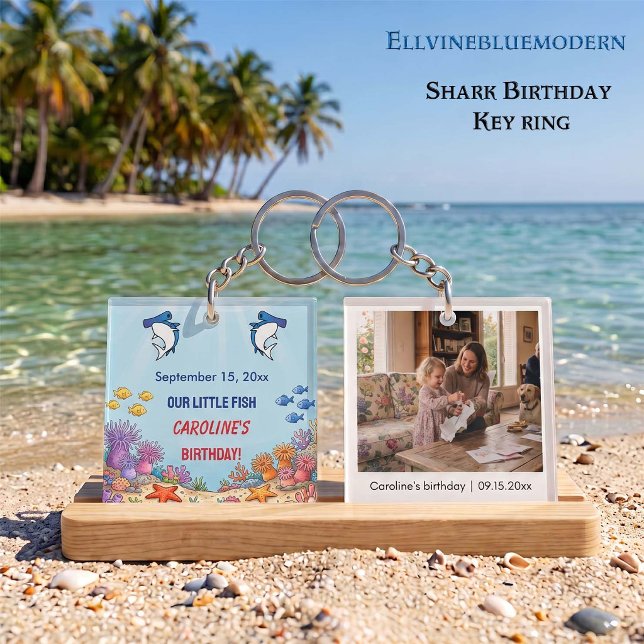Blauer Hammerhai-Geburtstag Custom Foto  Schlüsselanhänger (Personalized Blue Shark, acrylic keychain with custom photo back. Size: 1.875” x 1.875”)