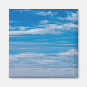 Blauer Himmel mit Wolkenkratzern Magnet