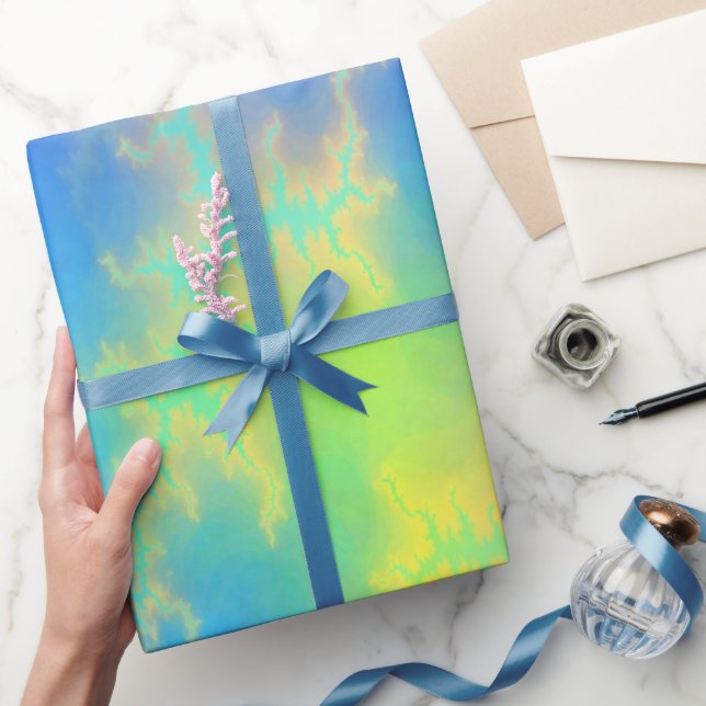 Blauer Himmel und goldgelbe Blitze Geschenkpapier (Schenken)