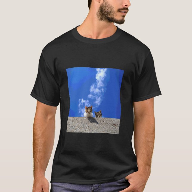 blauer Himmel und Katze_001 T-Shirt (Vorderseite)