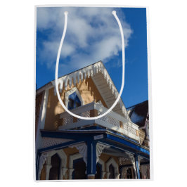 Blauer Himmel und Lebkuchen - Martha's Vineyard Mittlere Geschenktüte