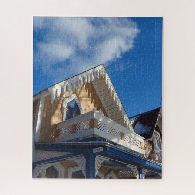 Blauer Himmel und Lebkuchen - Martha's Vineyard Puzzle (Vertikal)